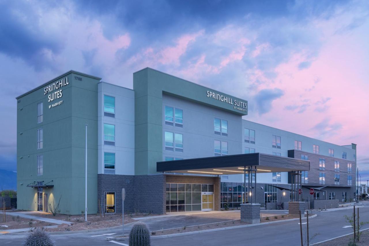 Springhill Suites By Marriott Tucson At The Bridges Bagian luar foto